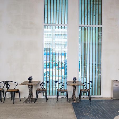 Iw Hotel Hong Kong Exterior photo